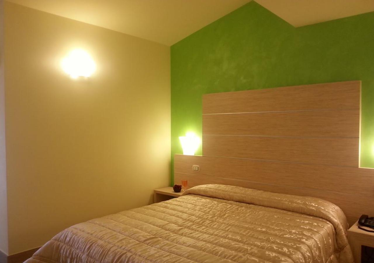 Hotel La Rosa Dei Venti Monte San Giusto Extérieur photo